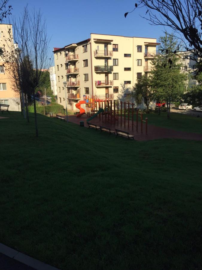 Igi Red Flat With Free Private Parking Apartamento Cluj-Napoca Exterior foto