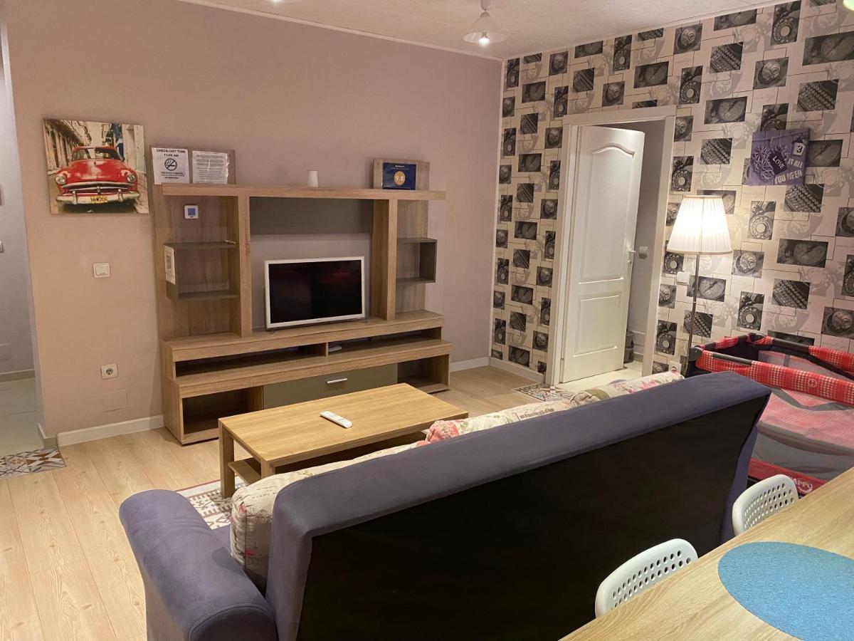 Igi Red Flat With Free Private Parking Apartamento Cluj-Napoca Exterior foto